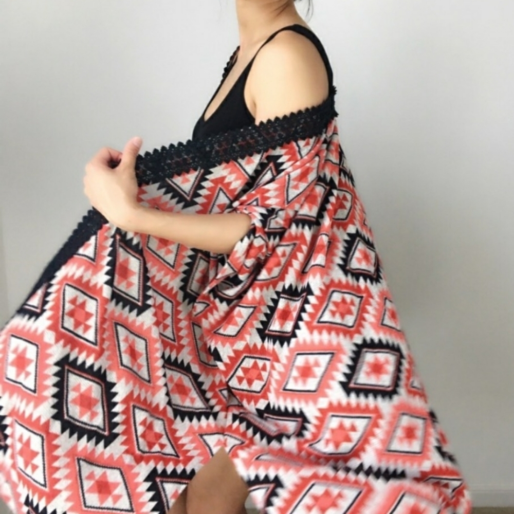 Tribal Kimono - Picture 3 of 5